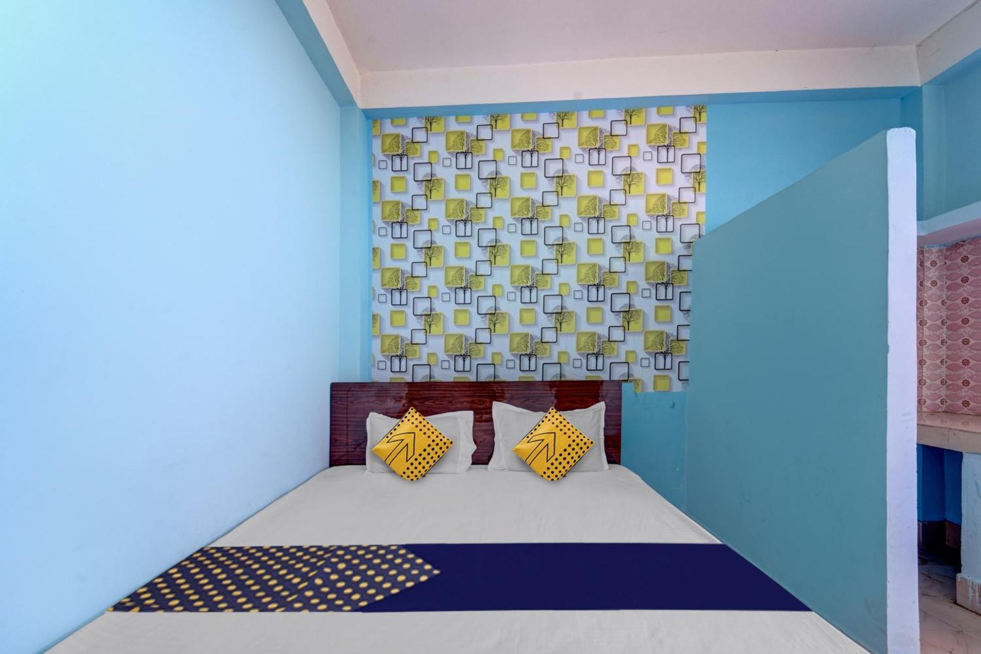 Hotel O Home Trimurti Guest House Guwahati Exteriör bild